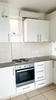 Stunning Top-Floor 1-Bedroom Apartment to rent in Prime Morningside/Windermere!