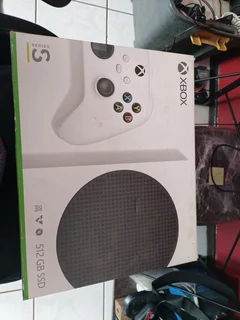 Xbox series s, plus original controller and packaging.