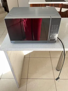 Hisense Microwave