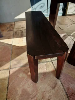 Solid wood table - Ad posted by Ralf H