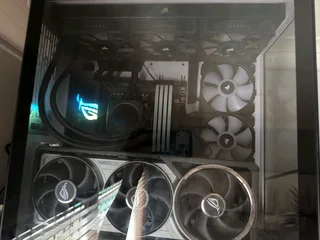  ULTRA High-End Gaming &amp; Workstation PC – RTX 5090 &#43; Ryzen 7 7900X3D – FULL BUILD 