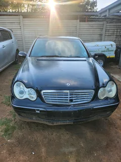 W203 c270 cdi auto stripping for spares we got all parts you need