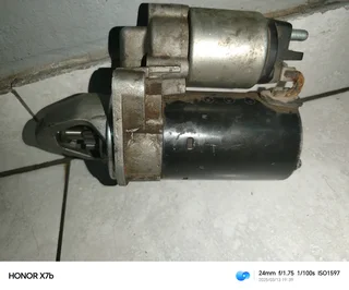 Mercedes Benz W205 m274 starter and throttle body is available