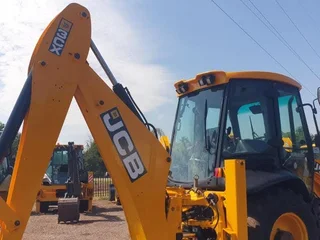 2016 - Ad posted by Mbali Sthole