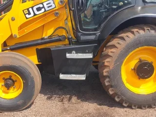 2016 - Ad posted by Mbali Sthole