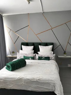 Derrick Guest House &amp; Luxury Apartments – Where Comfort Meets Elegance