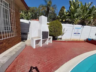 Derrick Guest House &amp; Luxury Apartments