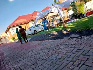 Derrick Guest House &amp; Luxury Apartments