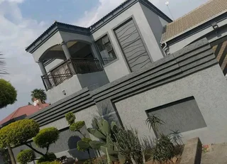 Gamazine, Glamourcote &amp; Epoxy flooring