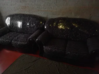 Couch - Ad posted by Eugene Paul