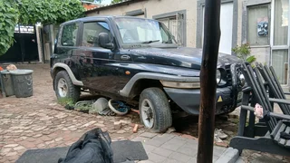 Vehicle, Komando SUV. Has all the papers and all the parts.