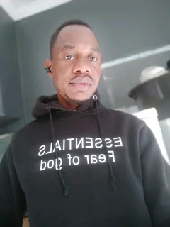 Looking for a job garden boy or selling