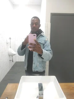 Looking for a job garden boy or selling