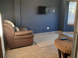 One Bedroom Granny flat to rent in MARIANHILL (Pinetown)