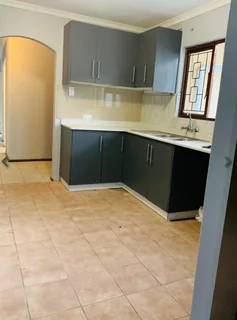 Five House to Rent in MARIANHILL