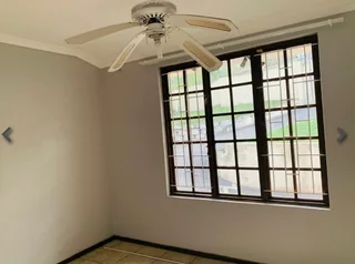 Five House to Rent in MARIANHILL