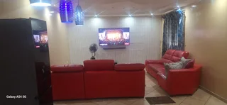 Three Bedroom House to Rent in Mbilo