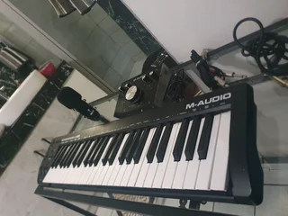 Keybord Recording Mic and mixer (R2750)