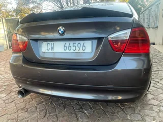 2004 BMW 3 Series Sedan 320I E90