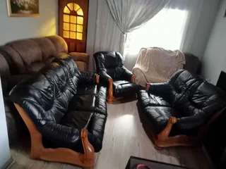 Grafton Everest Lounge Suite