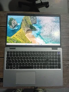 Dell Latitude 5520