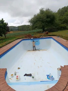 Smart pool kzn.swwiming pool mantainance and building New swimming pool,call 0617166143