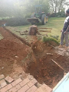 Smart pool kzn.swwiming pool mantainance and building New swimming pool,call 0617166143