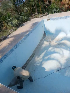 Smart pool kzn.swwiming pool mantainance and building New swimming call 0617166143.we supply materia