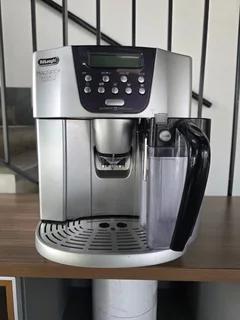 DeLonghi Magnifica Pronto