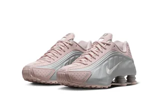Nike Women's Shox R4 Barely Rose