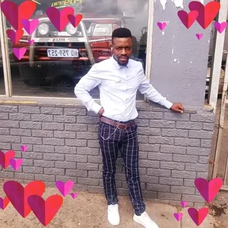 Hi I&#39;m Andrea Gwada from Malawi I&#39;m seeking for a job as garden boy