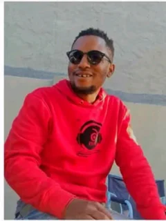 Hoodies assorted Colours..