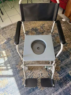 commode - Ad posted by Matric Idols SA