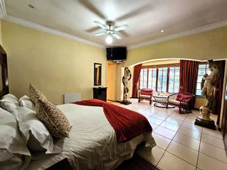 Self Catering Studio Units in St Andrews - Short & Long term stays - Daily- Weekly- Monthly