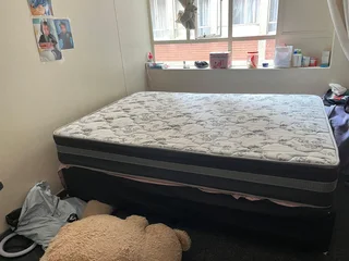 Bed - Ad posted by Modiegi