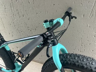 FAT BIKE ! FULL CARBON. . . Super light