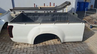Isuzu D-Max load bin