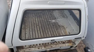 Isuzu load bin with Beekman canopy