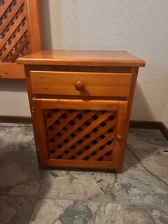 Headboard - Ad posted by Christo Nel