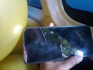 Cellphone - Ad posted by Karen Karee