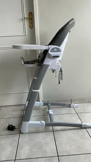 Chelino baby feeding chair and swing