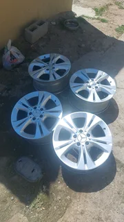 17&#34; Original Mercedes Benz Rimz in great condition