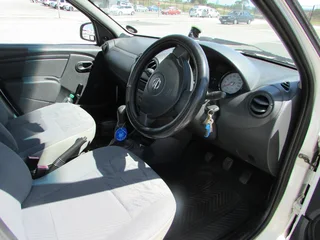 2012 Nissan NP200 1.6 Petrol A/C