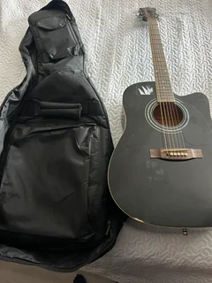 Guitar - Ad posted by Thana10