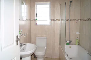 2 Bedroom house to rent in Gonubie PalmsPam Golding properties