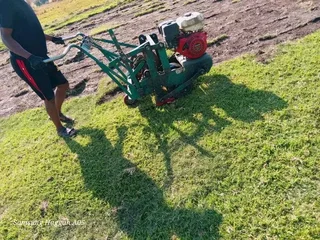 WE SPECIALIZE ON ROLL ON GRASS INSTALLATIONS NO WE DOTHE JOB WITHOUT ASKING DEPOSITS