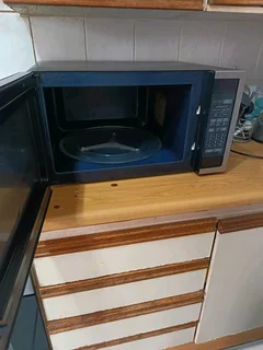 Silver Defy Samsung microwave 55 Litres