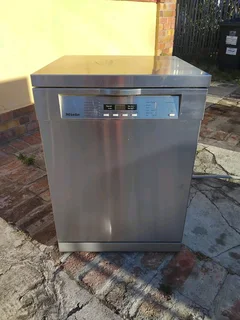 Metallic stainless steel dishwasher with delivery