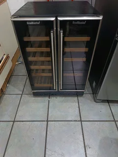 Snow master wine cooler 116 litres 34 Bottle with delivery