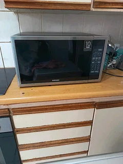 Samsung microwave 55 Litres